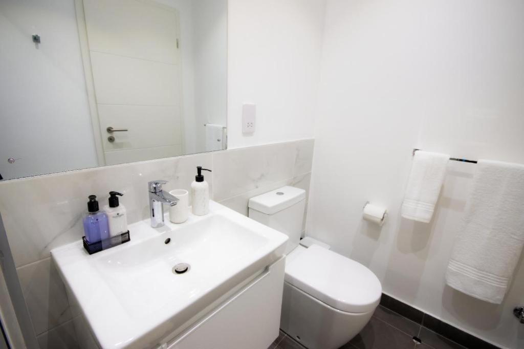 Splendid Apartments @ The Lennox Accra Luaran gambar