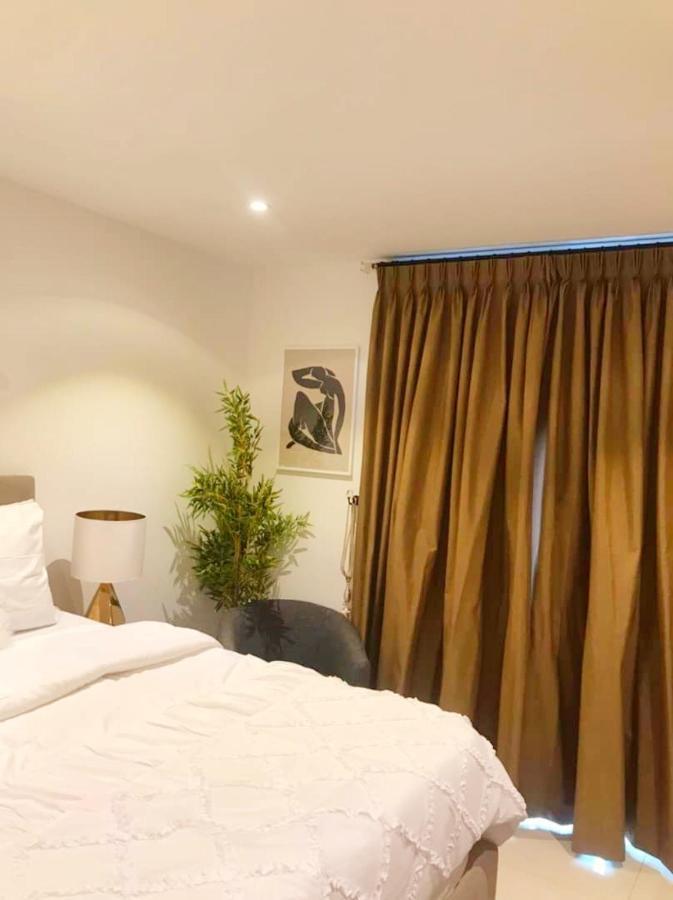 Splendid Apartments @ The Lennox Accra Luaran gambar